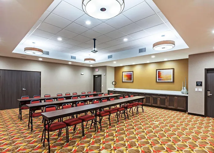 Pet Friendly hotel: Hampton Inn & Suites Houston/Atascocita, Tx