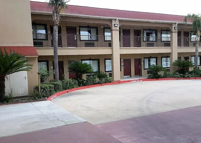 Hotel: Red Roof Inn & Suites Houston - Humble/Iah Airport